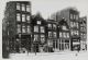 Westerstraat 67-69-71-73 met links de ingang van de Violettenstraat